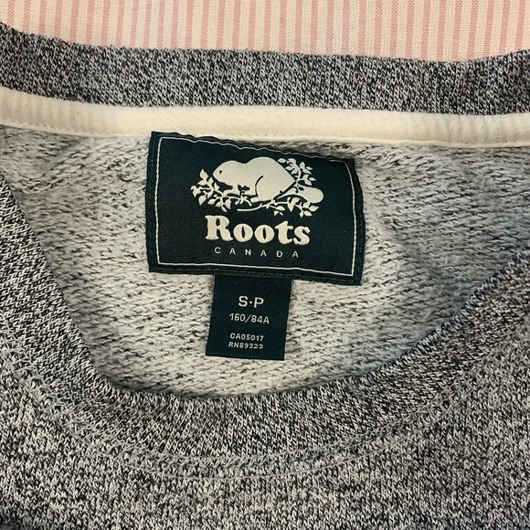 SOLD! Roots classic crewneck - Picture 2 of 2